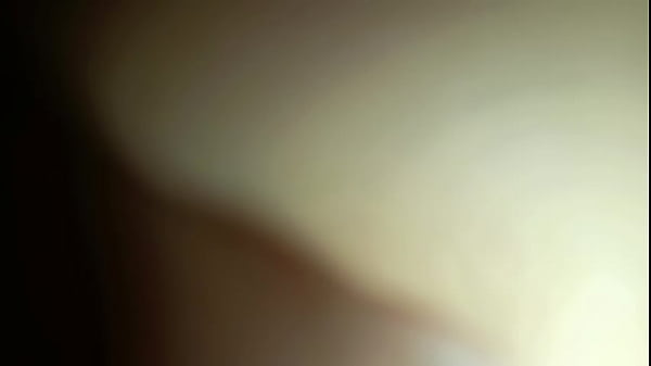 Menikmati memek jarang di sentuh sama laki nya