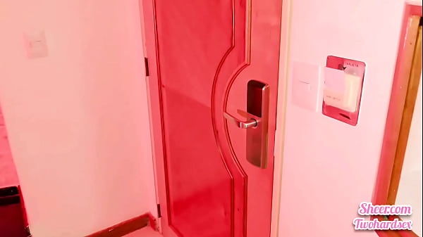 My Tinder date, Rosibel, arrives at my hotel room.