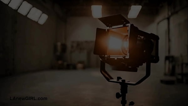 Ravishing Brunette Babe shows her sexy body