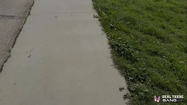 Sweet Country Girl Summer Renee Fucks In A Hotel Room