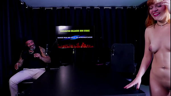 Teve uma crise e voltou pro CLT, tem que humilhar pau pequeno, e quem ela mama, senta ou passa – Middy (WATCH ON: SHEER/RED)