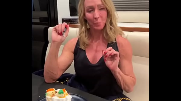 Your favorite sweet treat having a sweet treat, celebrating two successful mainstream shoot days ️ Do you want some …