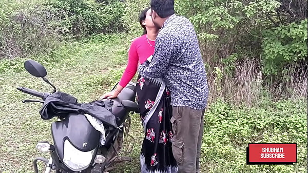 Desi Horny Kavita fuck in jungle in doggy style with boyfriend Tatya , cheating on husband