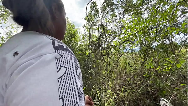 ¡Me follaron en la cima de la montaña!