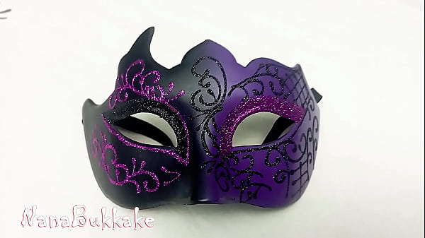 Meu marido segurou o cacete do comedor e colocou na minha buceta, e no final pedi pro corninho limpar a bucetinha cheia de porra – Trailer