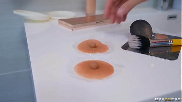 Three The Nipple! Blake Blossom / Brazzers/ Enter XVPROMO on official site for discount